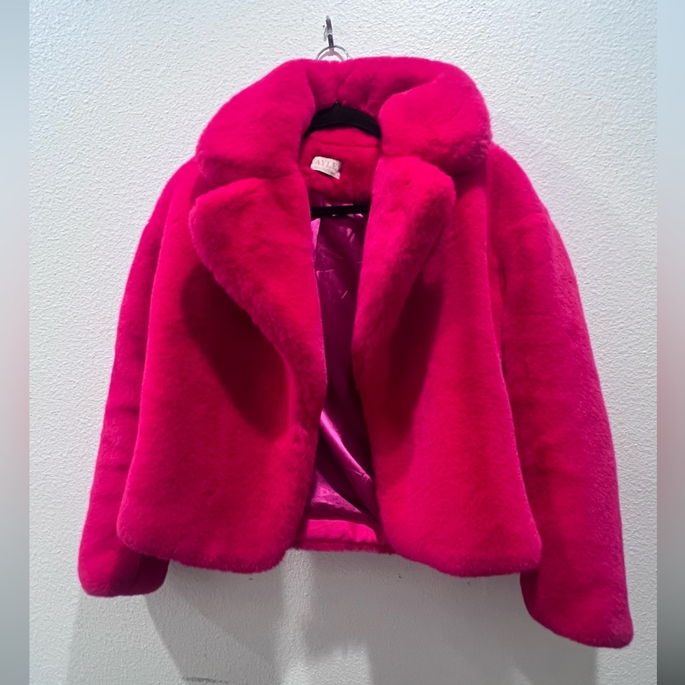 Mob Wife Aesthetic Jayley Collection Pink fur coat
